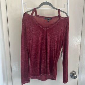 Derek Heart Women's Maroon Long Sleeve Top